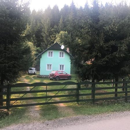 Villa Pataki Kulcsosház Izvoare  Exterior foto