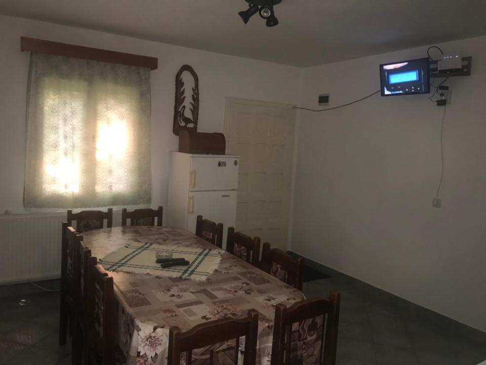 Villa Pataki Kulcsosház Izvoare  Exterior foto